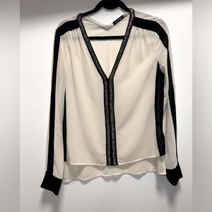 DO&BE EMBELLISHED BLOUSE WHITE AND BLACK BEADED LONG SLEEVE TOP Size Medium